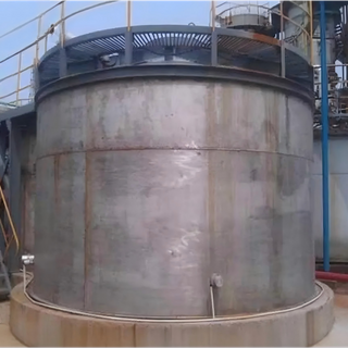 Tanque de ácido protegido por ánodo